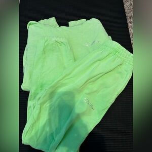 Talentless neon green set TOP IS MEDIUM